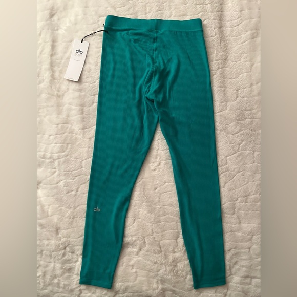NWT Alo Yoga Ribbed High-Waist 7/8 Blissful Legging in Ocean Teal size M - Picture 3 of 5